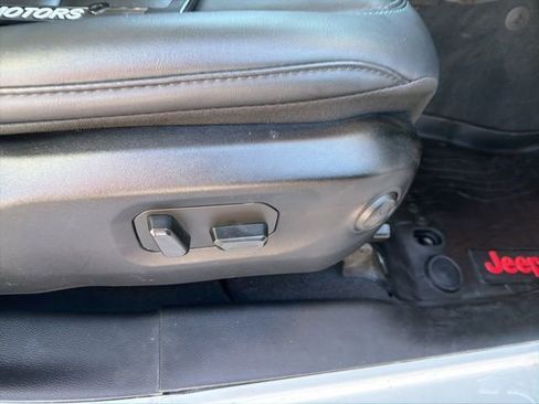 Used 2024 Jeep Wrangler Unlimited Rubicon 4xe image 24