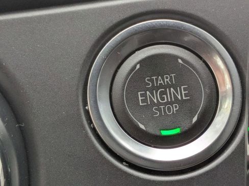 Used 2025 Chevrolet Blazer RS image 19