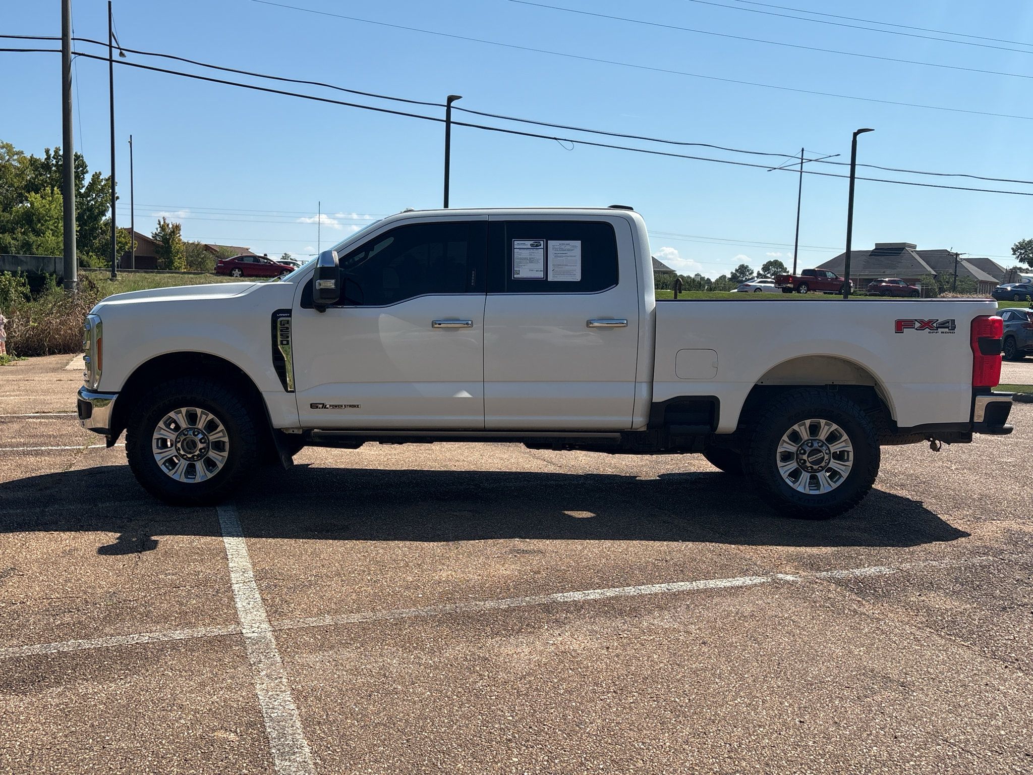 Used 2023 Ford F250 Lariat w/ Lariat Ultimate Package AWD/4WD image 7