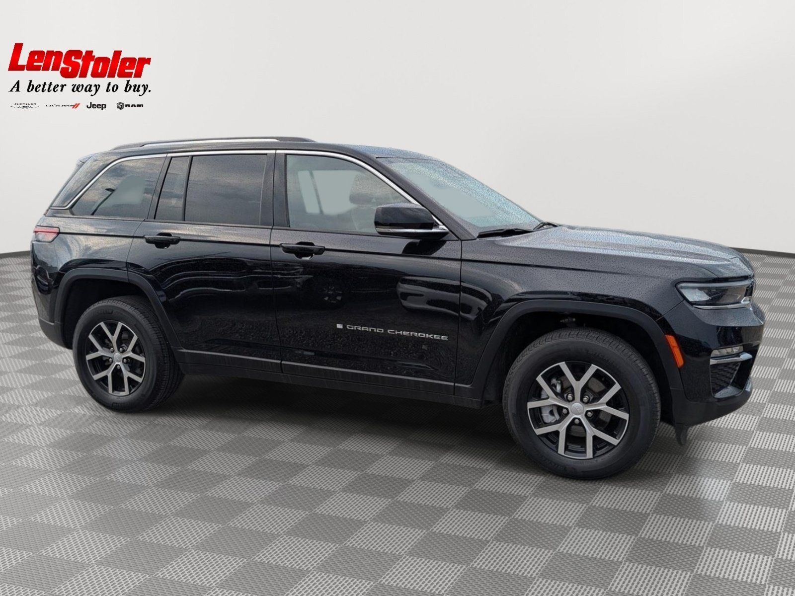 Used 2023 Jeep Grand Cherokee Limited AWD/4WD image 7