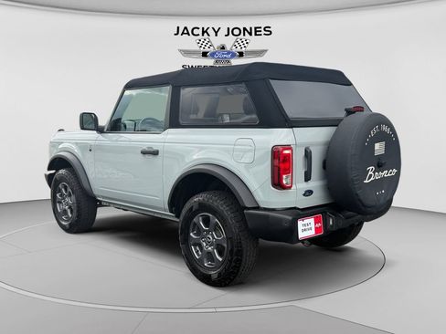 Used 2022 Ford Bronco Big Bend AWD/4WD image 2