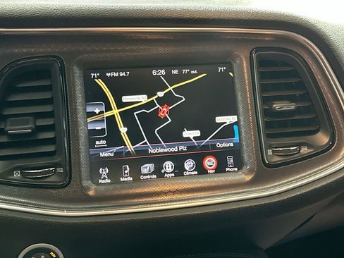 Used 2016 Dodge Challenger R/T Scat Pack w/ Leather Interior Group image 25