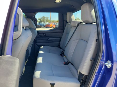 Used 2025 Toyota Tacoma SR5 image 15