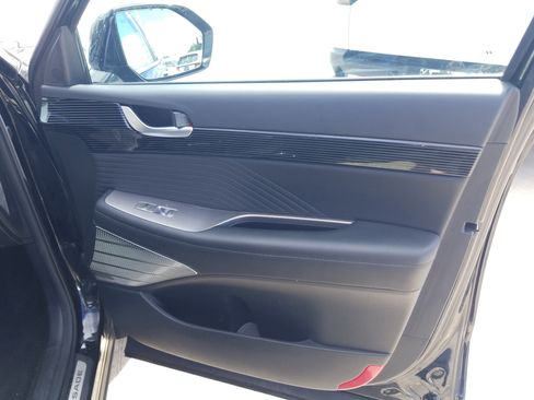 Used 2024 Hyundai Palisade Calligraphy image 16