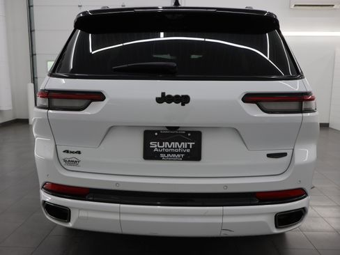 Used 2025 Jeep Grand Cherokee L Summit AWD/4WD image 33