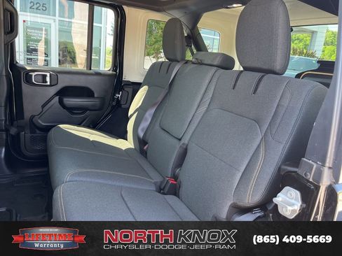 Used 2025 Jeep Wrangler Unlimited Sport S 4xe AWD/4WD image 13