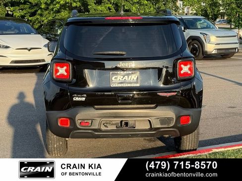 Used 2022 Jeep Renegade Trailhawk w/ Sun/Sound Group AWD/4WD image 6