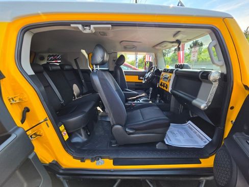 Used 2007 Toyota FJ Cruiser 4WD image 35