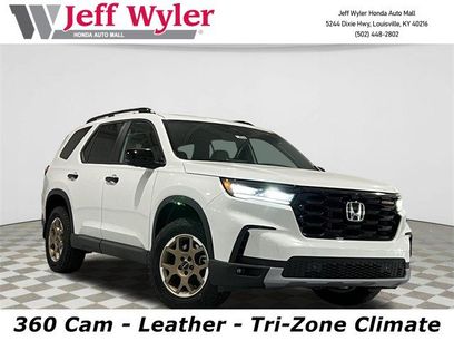 New 2025 Honda Pilot TrailSport