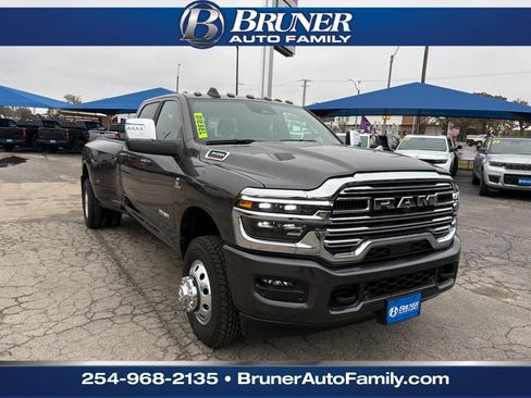 New 2026 RAM 3500 Laramie AWD/4WD image 3