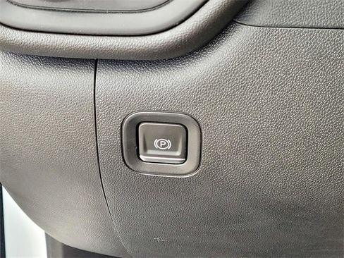 Used 2024 Chevrolet Silverado 1500 Custom image 23