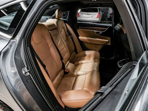 Used 2017 Volvo S90 T6 Inscription w/ Vision Package image 47