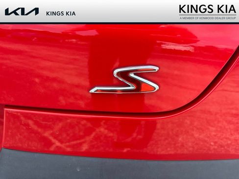 Used 2020 Kia Soul S FWD image 11