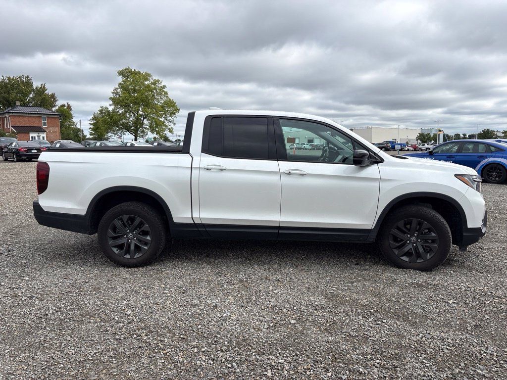 Used 2023 Honda Ridgeline Sport image 12
