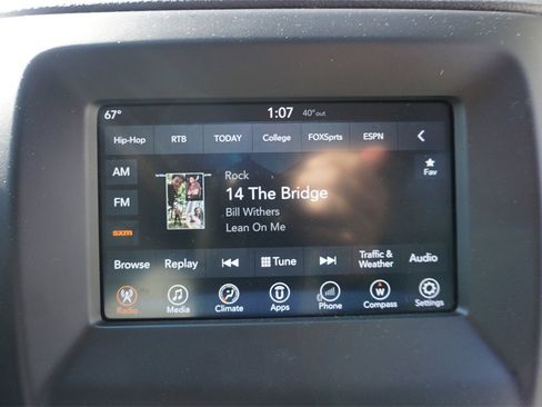 Used 2017 Jeep Compass Latitude w/ Popular Equipment Group image 9