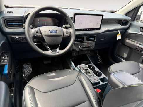 Certified 2025 Ford Maverick Lobo AWD/4WD image 15