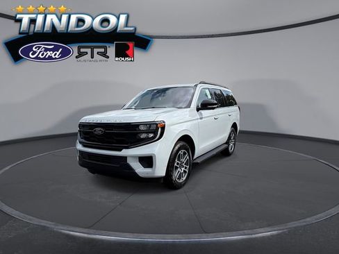New 2025 Ford Expedition Active image 4