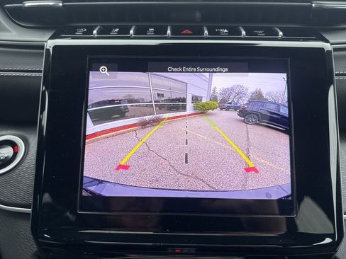 Used 2024 Jeep Grand Cherokee L Altitude image 15