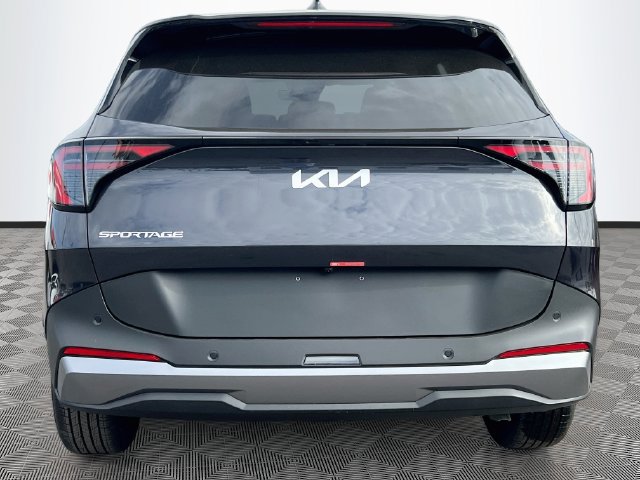 New 2027 Kia Sportage LX FWD image 6