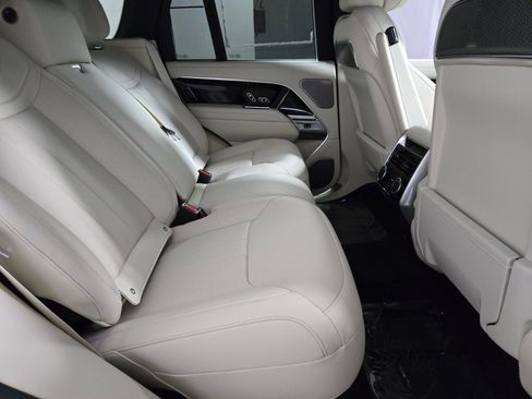 New 2026 Land Rover Range Rover Autobiography AWD/4WD image 18