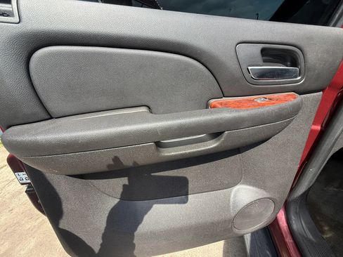 Used 2009 Chevrolet Avalanche LT RWD image 18