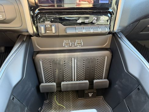 New 2026 RAM 2500 Laramie w/ Night Edition image 21