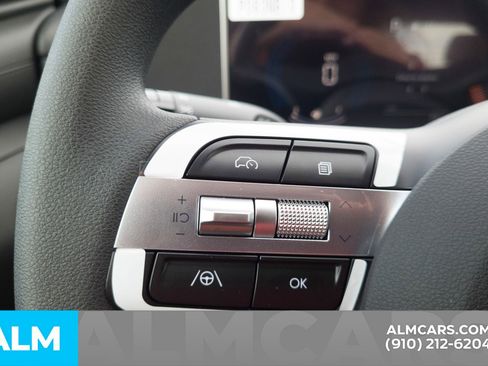 Certified 2025 Hyundai Santa Cruz SEL FWD image 28