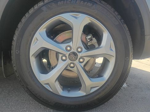 Used 2025 Ford Escape ST-Line AWD/4WD image 19