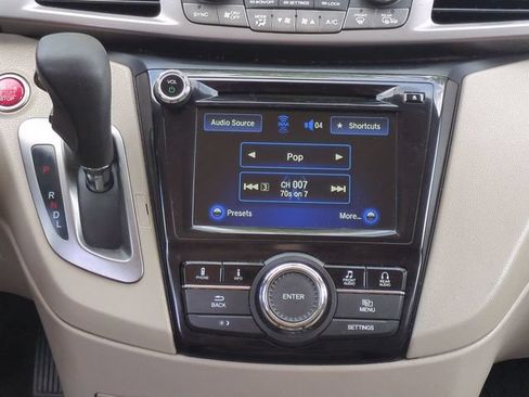 Used 2017 Honda Odyssey SE image 20
