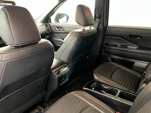 Used 2024 Nissan Pathfinder Rock Creek image 20