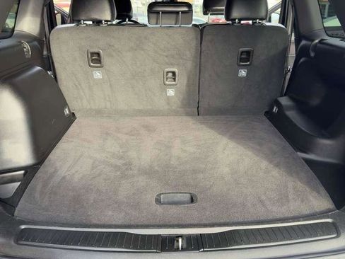 Used 2023 Jeep Grand Cherokee Altitude image 21