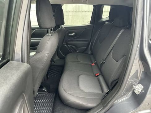 Used 2023 Jeep Renegade Latitude AWD/4WD image 26