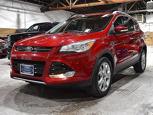 Used 2014 Ford Escape Titanium FWD image 3