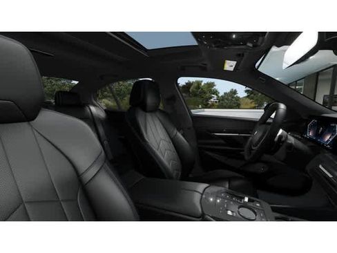 Used 2025 BMW 530i 530i w/ Premium Package image 9