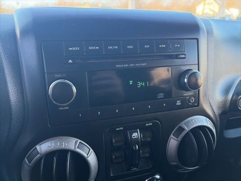 Used 2017 Jeep Wrangler Unlimited Sport w/ Quick Order Package 24S image 20