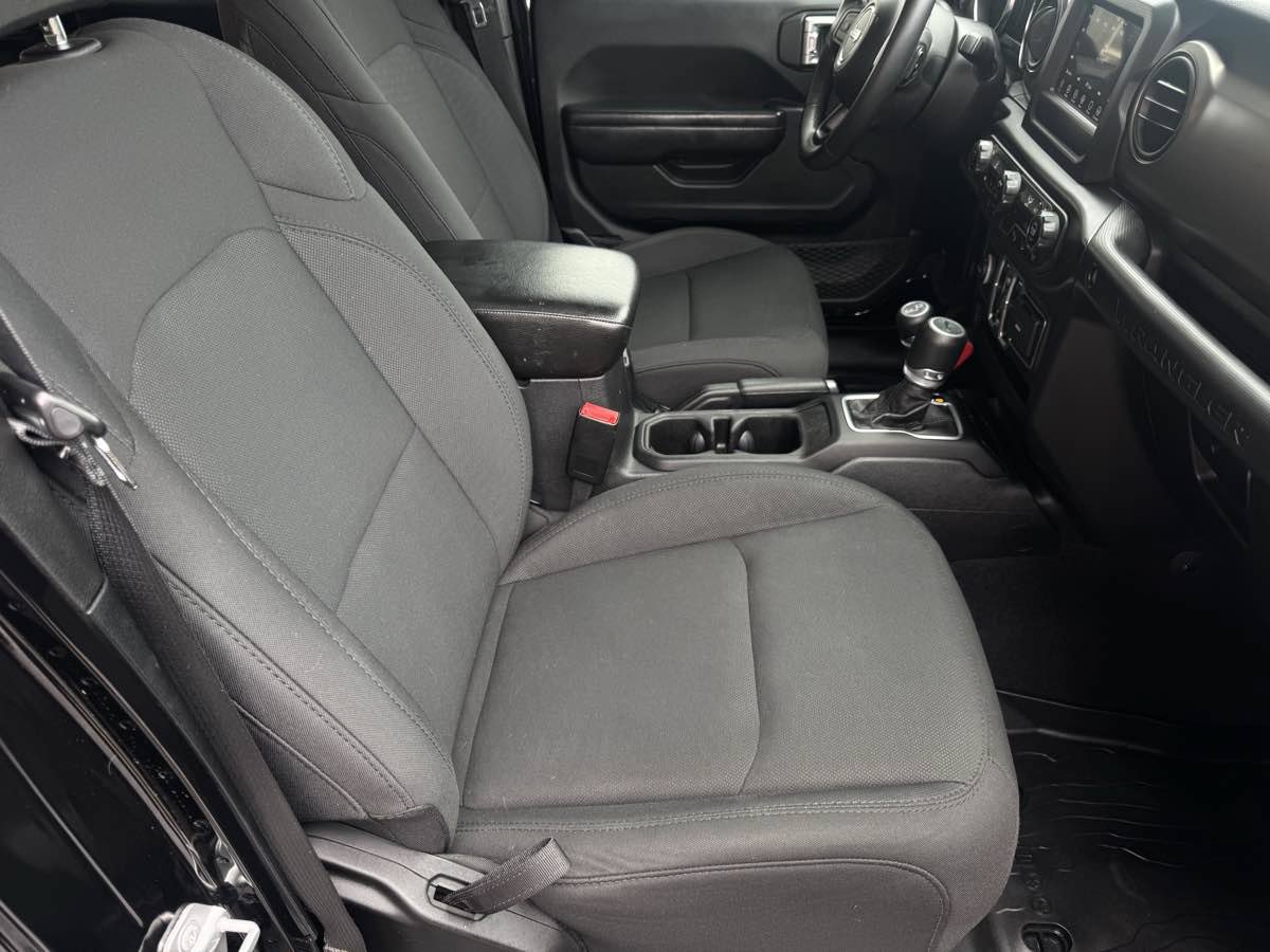 Used 2020 Jeep Wrangler Unlimited Sport S AWD/4WD image 26