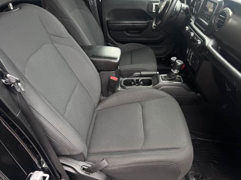 Used 2020 Jeep Wrangler Unlimited Sport S image 26