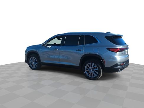 Used 2025 Buick Enclave Preferred image 6