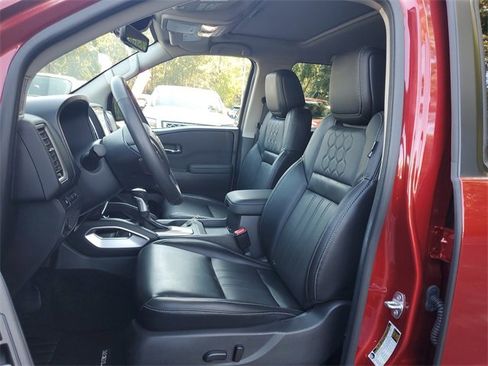 Used 2024 Nissan Frontier SL w/ Technology Package image 15