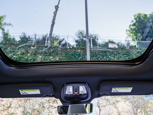 New 2026 Volvo XC90 B5 Plus w/ Protection Package image 16