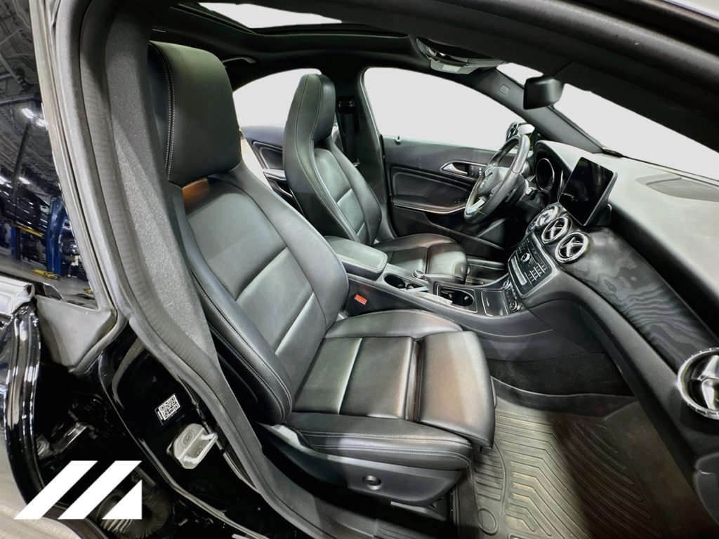 Used 2018 Mercedes-Benz CLA 250 4MATIC image 30