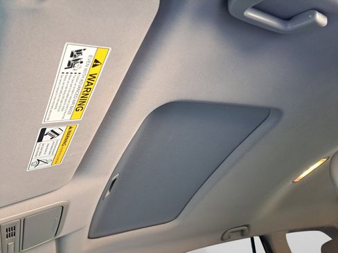 Used 2018 Honda Pilot EX-L image 12