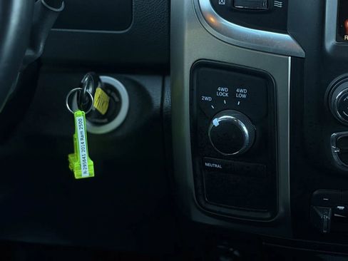 Used 2014 RAM 2500 Big Horn image 24