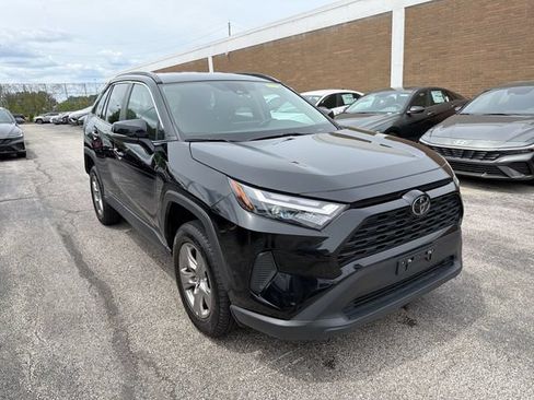 Used 2024 Toyota RAV4 XLE FWD image 11