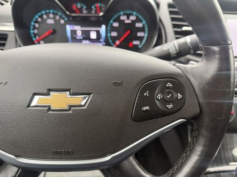 Used 2017 Chevrolet Impala Premier w/ Enhanced Convenience Package FWD image 14