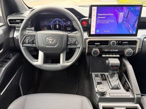 Used 2025 Toyota Tacoma TRD Off-Road AWD/4WD image 14