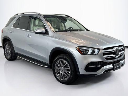 Used 2022 Mercedes-Benz GLE 450 4MATIC image 3