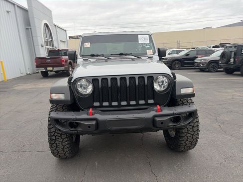 Used 2020 Jeep Wrangler Unlimited Sport image 2