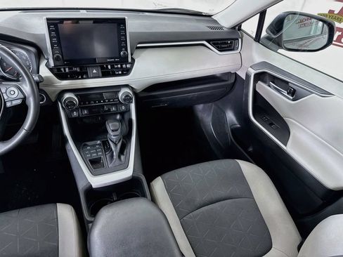 Certified 2022 Toyota RAV4 XLE w/ Convenience Package AWD/4WD image 27