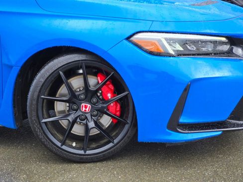 Used 2023 Honda Civic Type R image 9